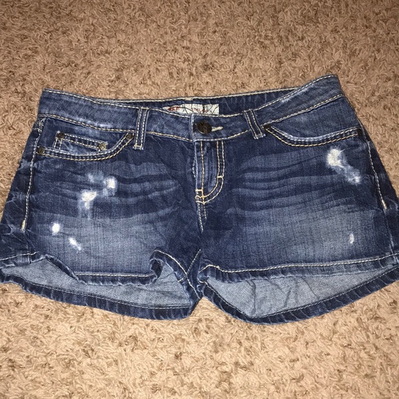 buckle denim shorts